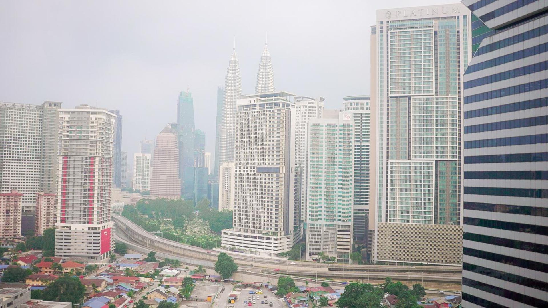 The Luxe Suites Infinitum Klcc Kuala Lumpur Exterior photo