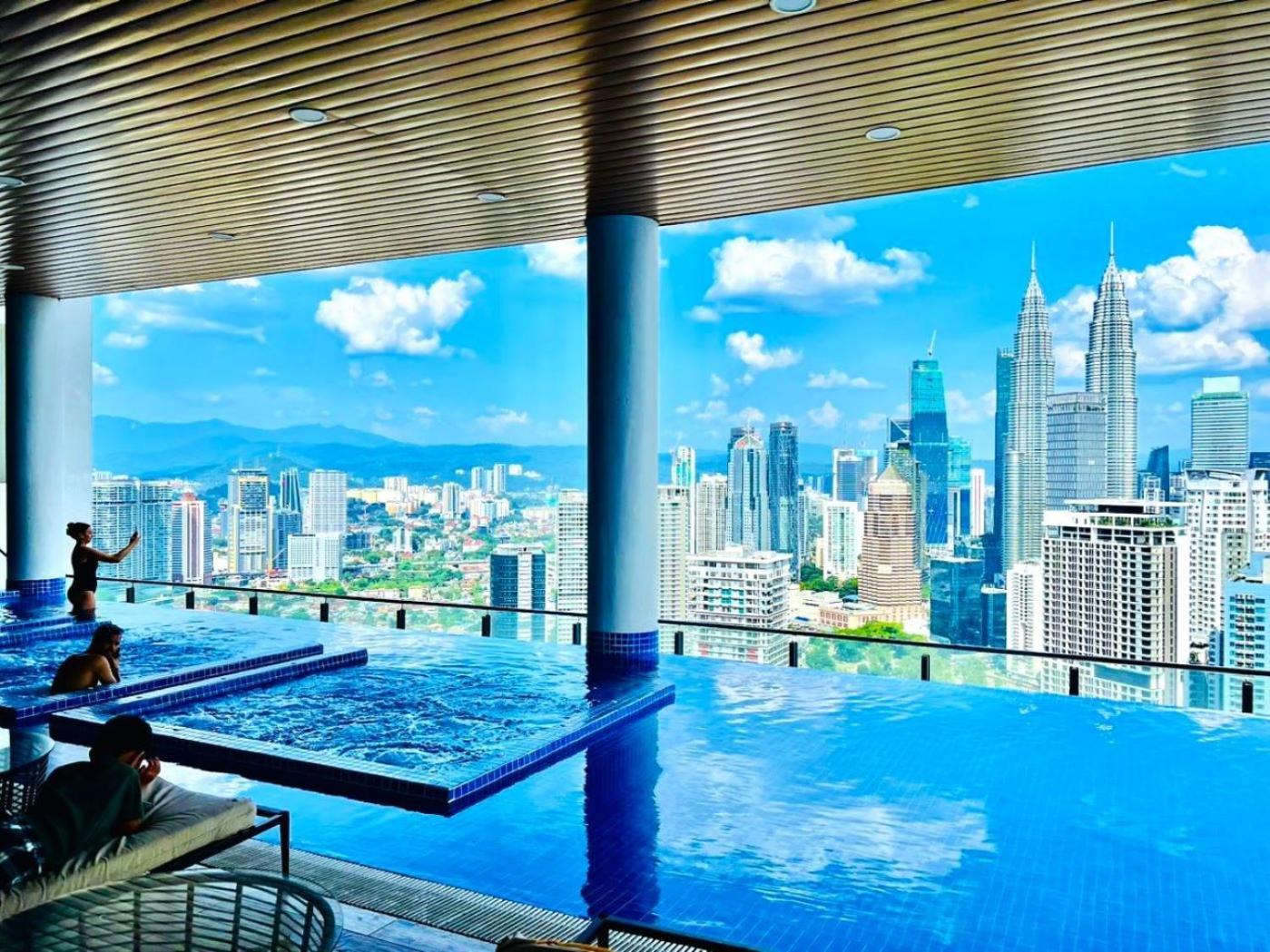 The Luxe Suites Infinitum Klcc Kuala Lumpur Exterior photo